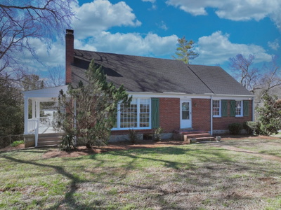 1342 Stratford Ave