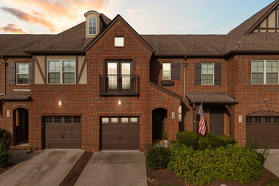 216 Bixby Private Ln