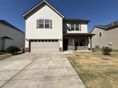 576 Green Ln