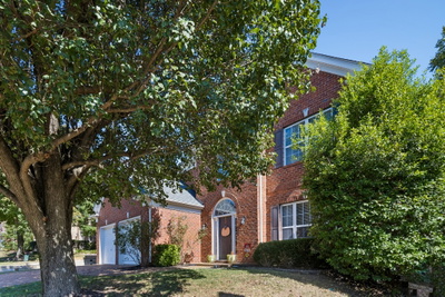 5816 Sterling Oaks Dr