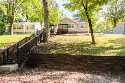 712 Woodlawn Dr