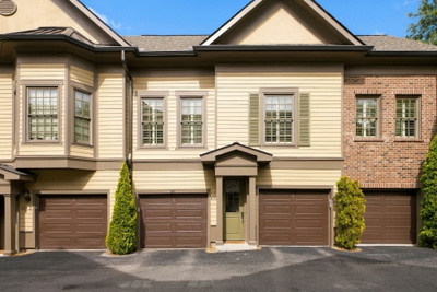 633 Grant Park Ct