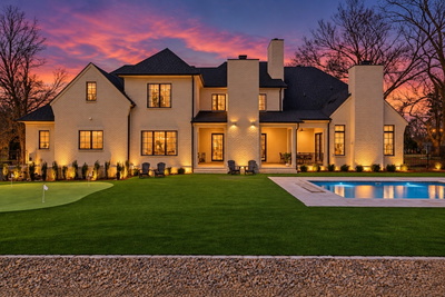 4712 Hazelwood Cir