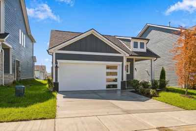 2175 Mackinac Bend