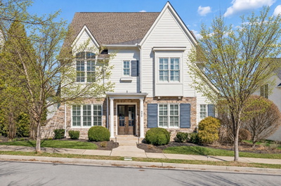 425 Glen West Dr