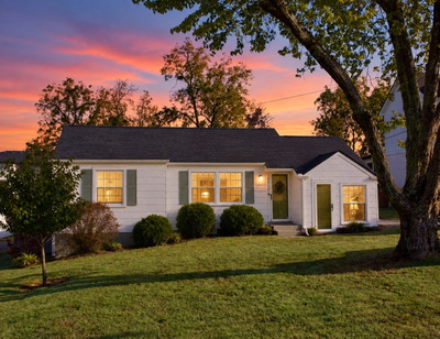 2820 Colonial Cir