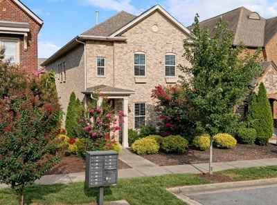 164 Ashcrest Pt