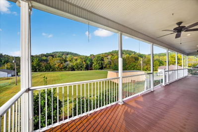 590A Lindsey Hollow Rd
