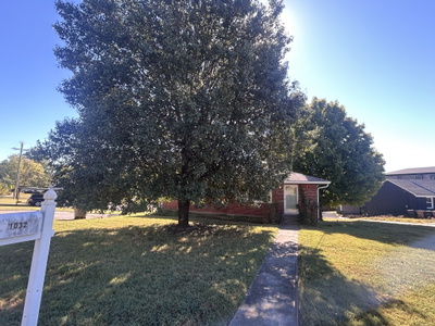 1032 Mitchell Rd
