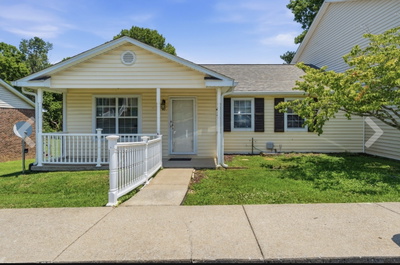 40 Rolling Meadows Dr