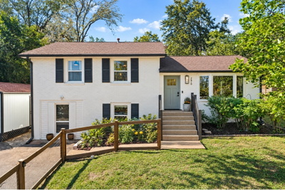 2810 Hody Dr