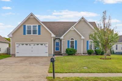 3637 Aurora Dr
