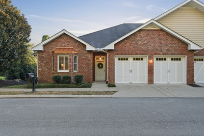 800 Cedarstone Way
