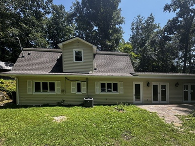 8664 Poplar Creek Rd