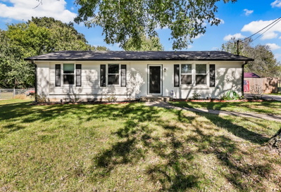 523 Jewel Dr