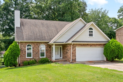 1112 Rosebrook Dr