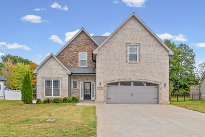 1072 Chagford Dr