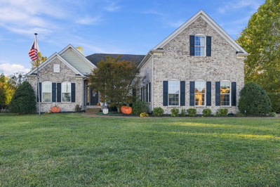 803 Saddle Ridge Dr