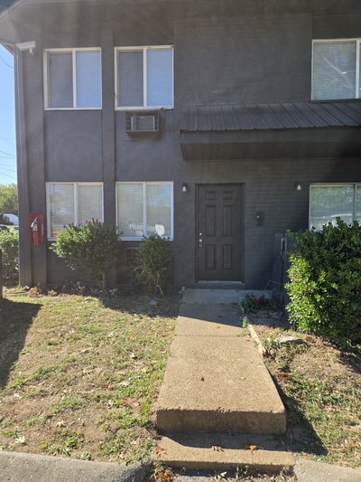 550 Harding Pl