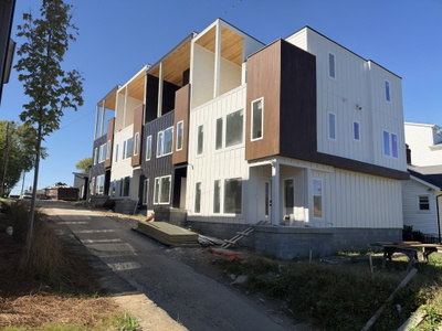 110 N 9th St