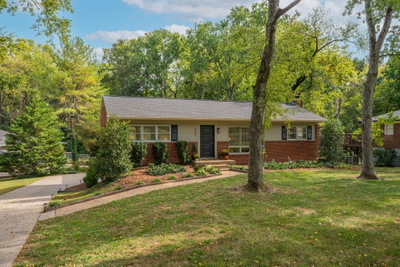 469 Rochelle Dr