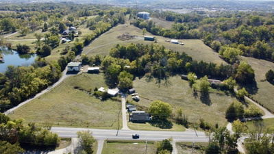 1739 Long Hollow Pike