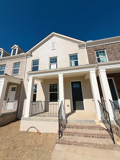 310 Gathering Walk