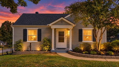 1322 Kenton Pl