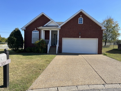 100 Cambridge Dr