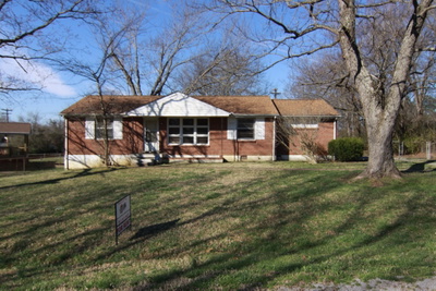 4 Hillsboro Rd