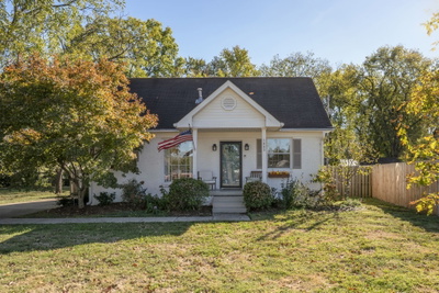 1003 Maplehurst Ln