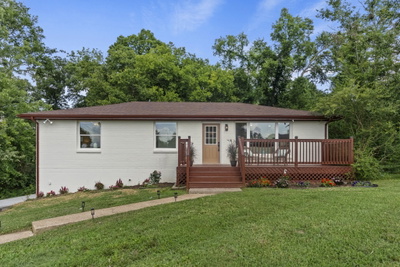 108 Greenlawn Dr