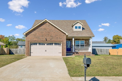 692 Crestone Ct