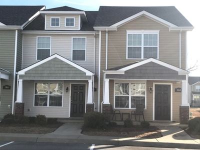 302 Sam Houston Cir